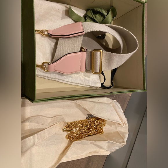 Gucci GG matelassé mini bag in pink leather - Picture 15 of 15